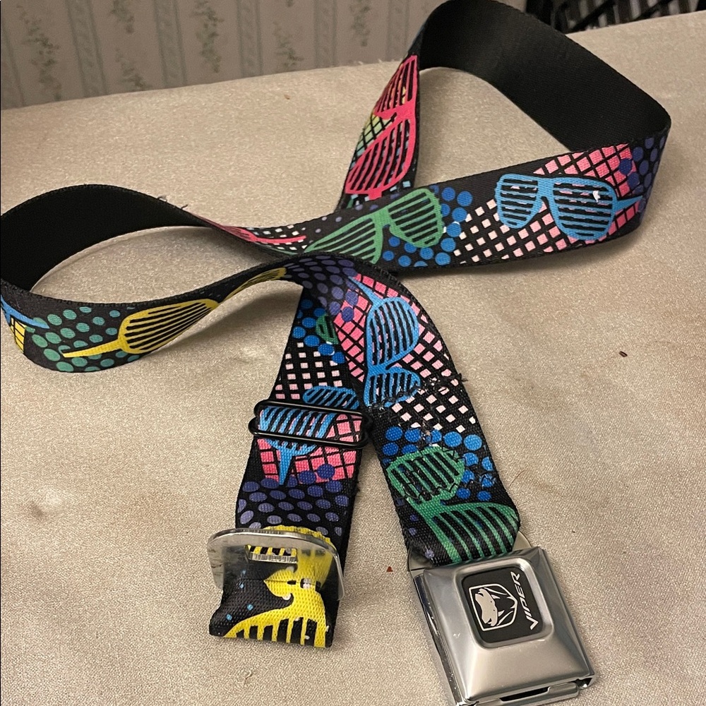 Buckle-Down Vibrant Graphic Belt